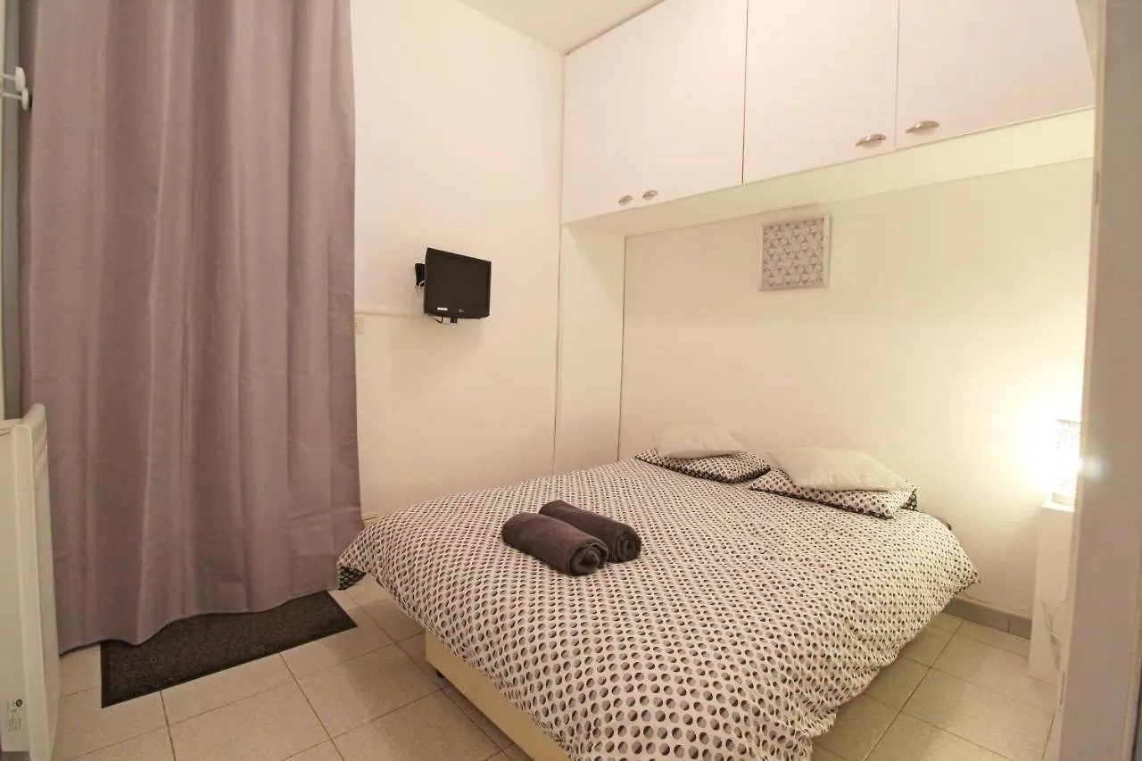 Studio Grimaldi Forum, Monaco. Bnb Ric'Keys